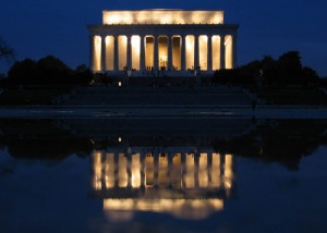 The Lincoln Memorial at night.  Photo courtesy of Wikimedia Commons.